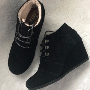 Toms wedge boots